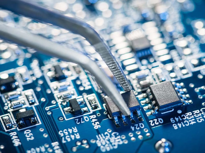Electrical engineering installation