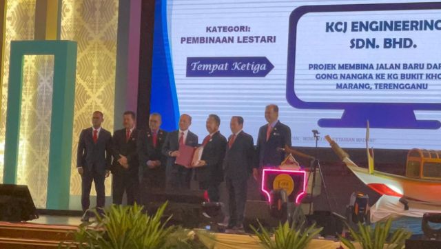 Contractor excellence recognition